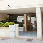 Viona Apartments